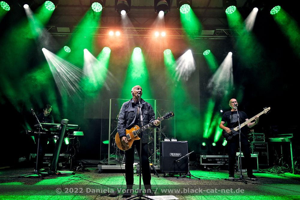 Midge Ure