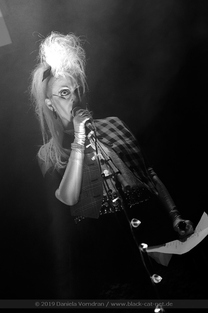 Kamerada samimiy hayot, bepul va har kuni ushbu portalda