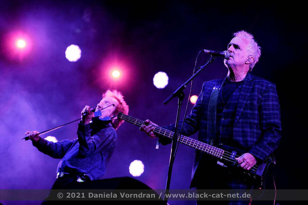 The Orchestra (starring former members of Electric Light Orchestra)