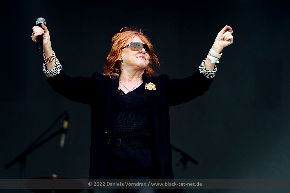 T'Pau