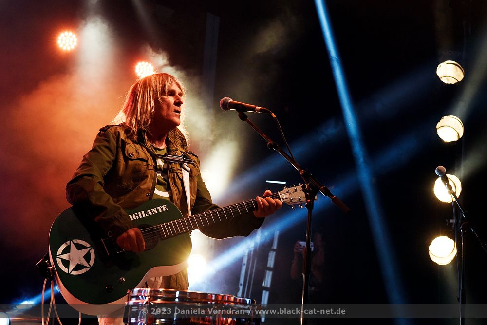 Mike Peters Of The Alarm